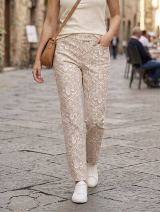 Peter Nygard Pants - Nygard Collection Women’s Beige Textured Paisley Print Dress Pants Size 12